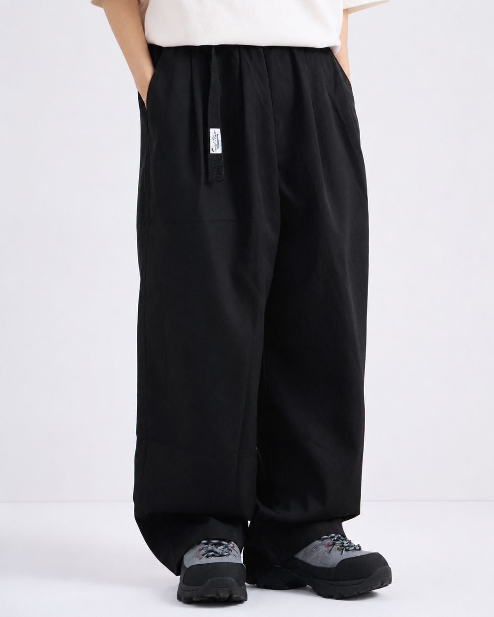 WIDE TUCK CARGO PANTS W1638