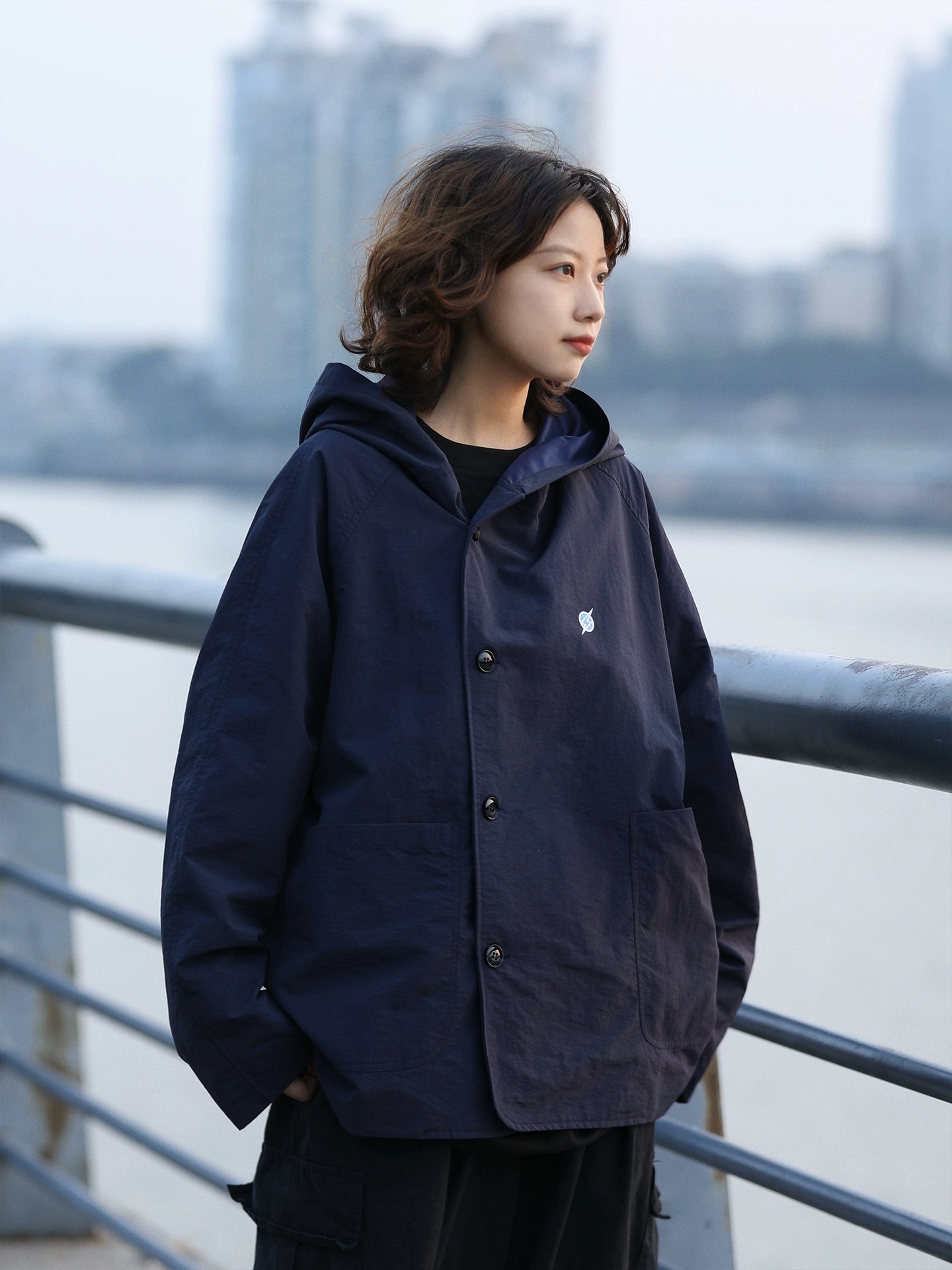 WGONG RETRO SIMPLE HOODIE W694 ネイビー RETRO SIMPLE HOODIE W694 – WGONG