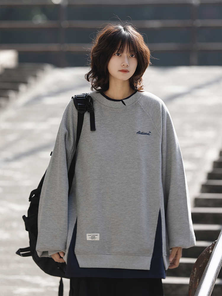 LAYERED SLIT PULLOVER W1394