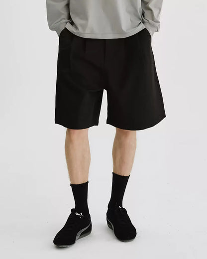 WIDE TUCK SHORTS W1743