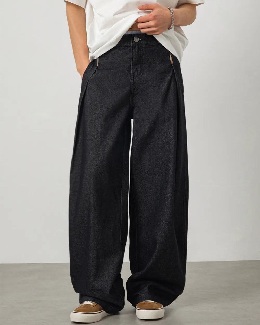 LOOSE TUCK DENIM PANTS W1768