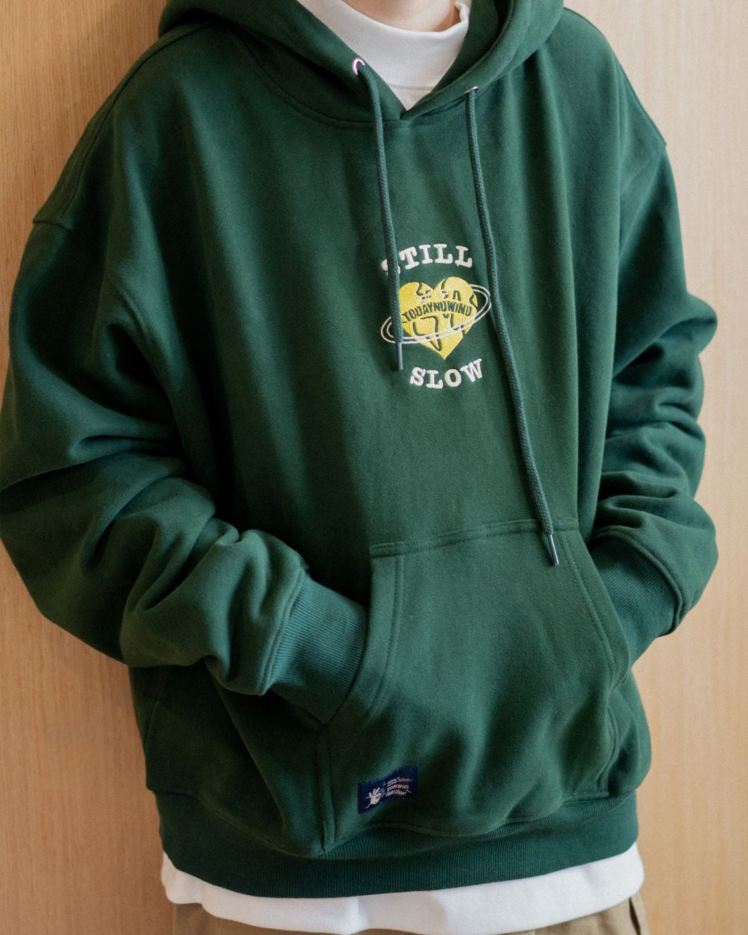 GRAPHIC HOODIE W1560