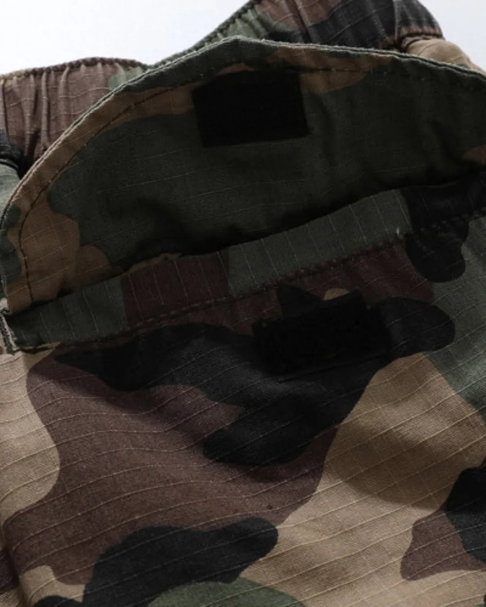 CAMOUFLAGE SIDE POCKET SHORTS W1710
