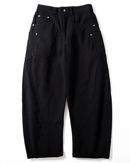 LOOSE FIT CURVED CARGO PANTS W1990