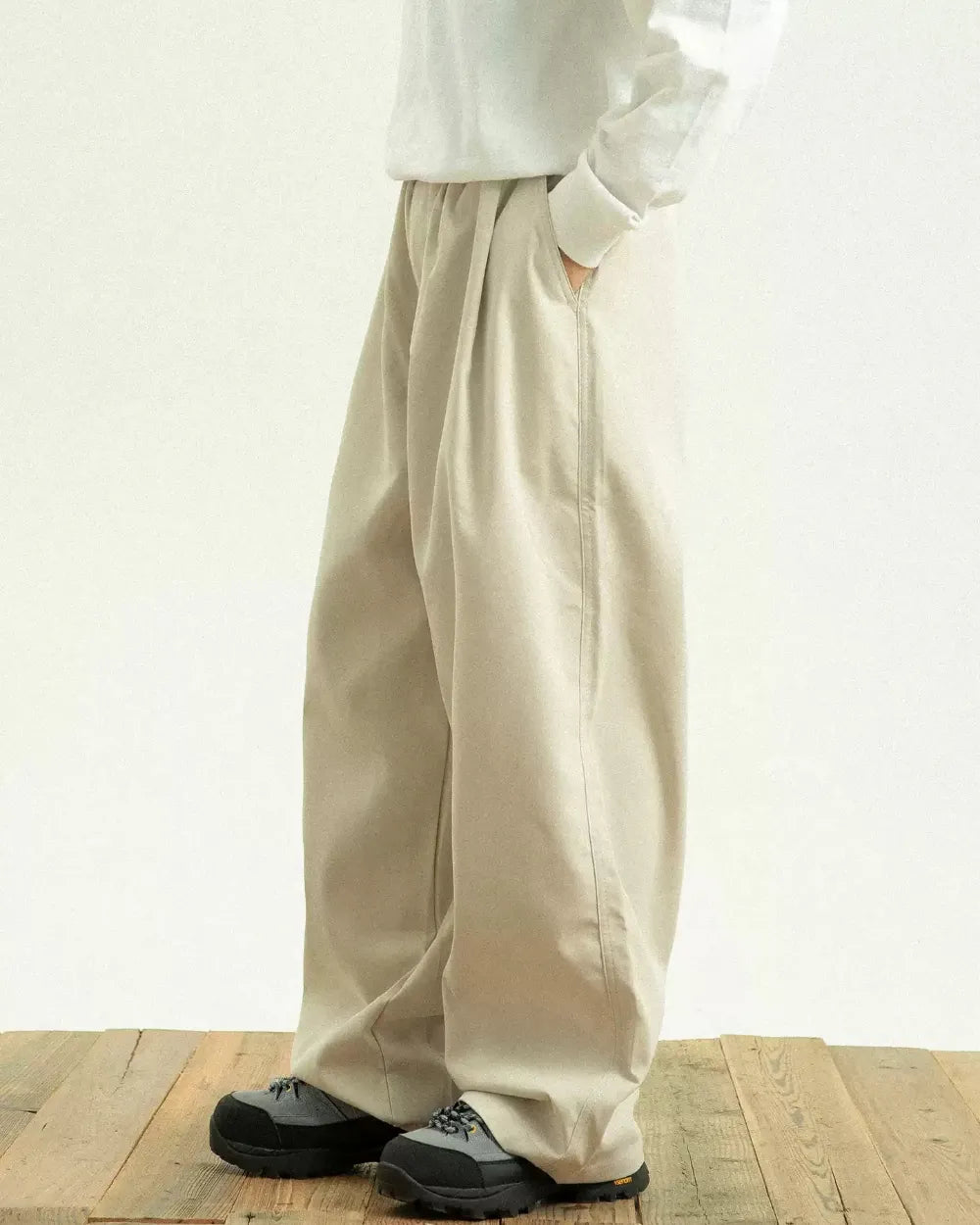 TUCKED BELTED LOOSE WIDE PANTS W1947