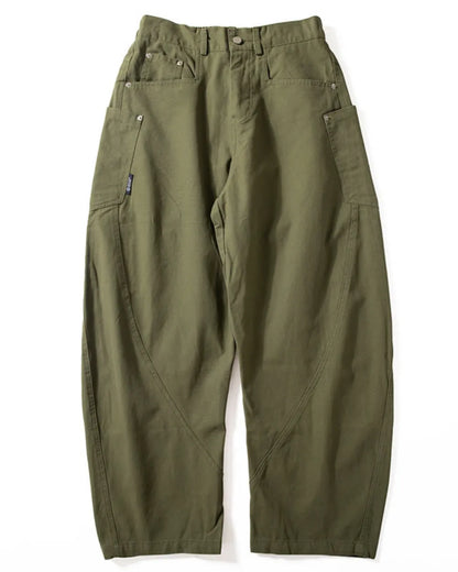 LOOSE FIT CURVED CARGO PANTS W1990