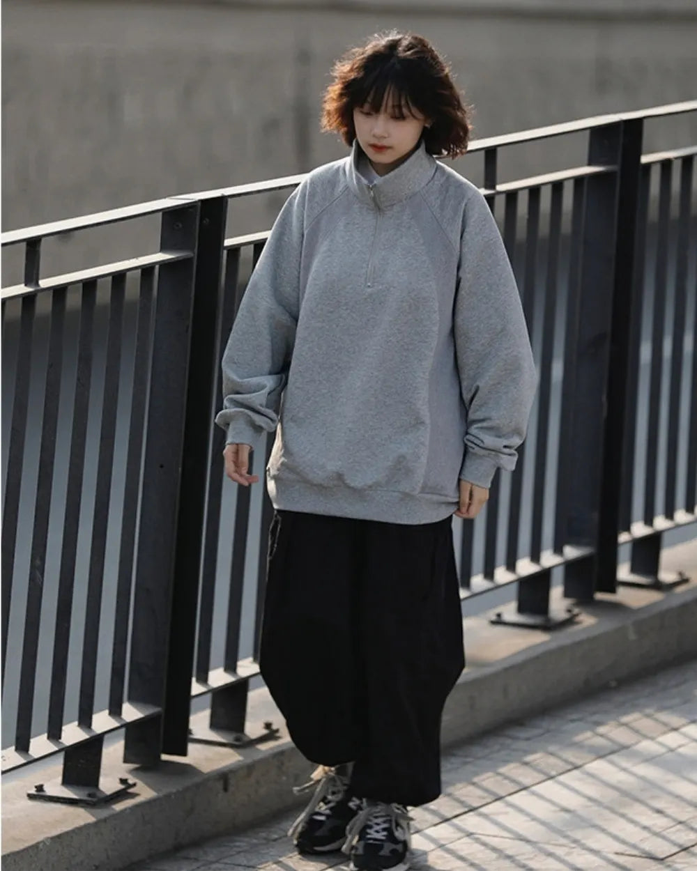 HALF ZIP RAGLAN SWEATSHIRT W1949