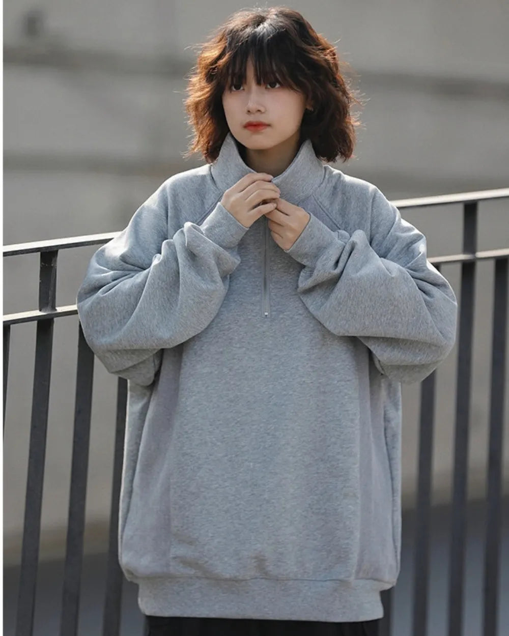 HALF ZIP RAGLAN SWEATSHIRT W1949