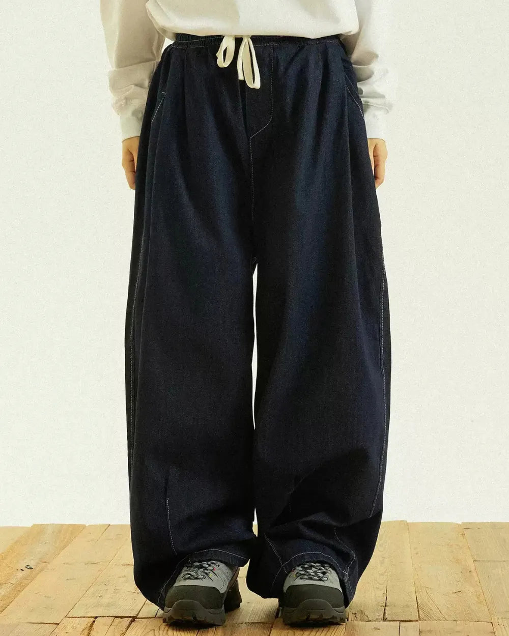 LOOSE DRAWSTRING DENIM PANTS W1948