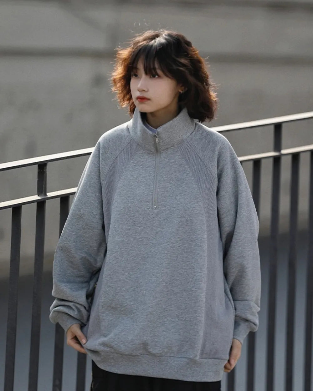HALF ZIP RAGLAN SWEATSHIRT W1949