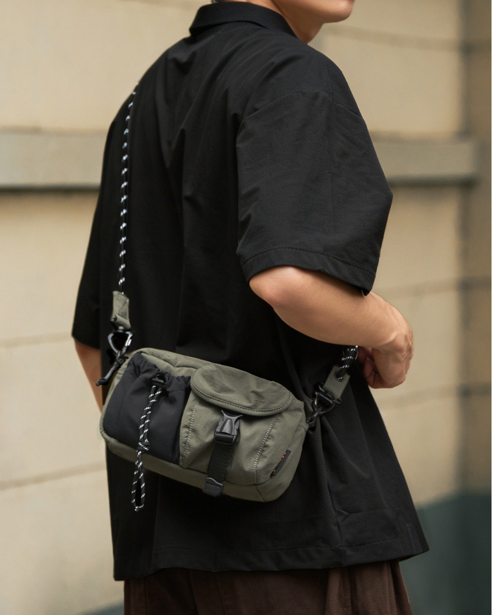 UTILITY MULTI POCKET BAG W1807