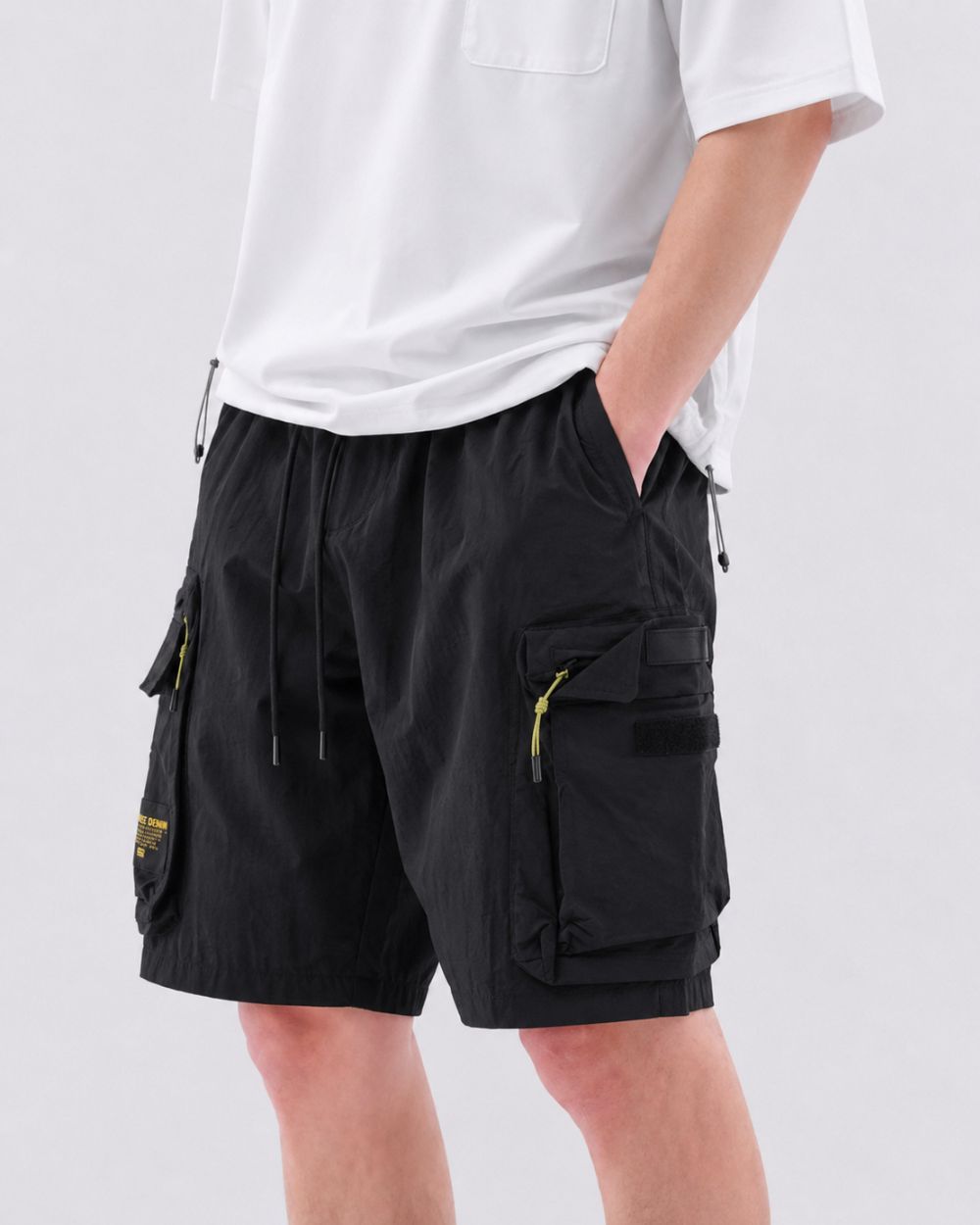 WATERPROOF NYLON SHORTS W1707