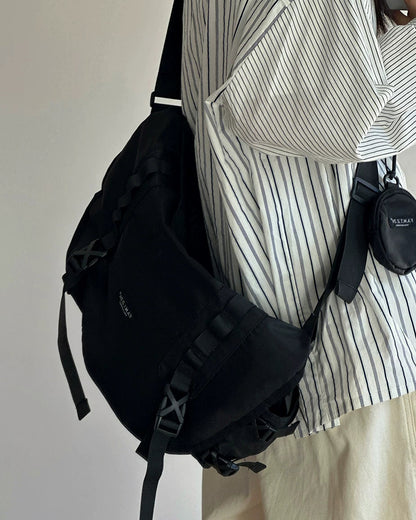 9TH 多機能クロスボディバッグ 日本の片肩メッセンジャー機能は、男女両方の多用途な大容量ナイロンワークウェアです