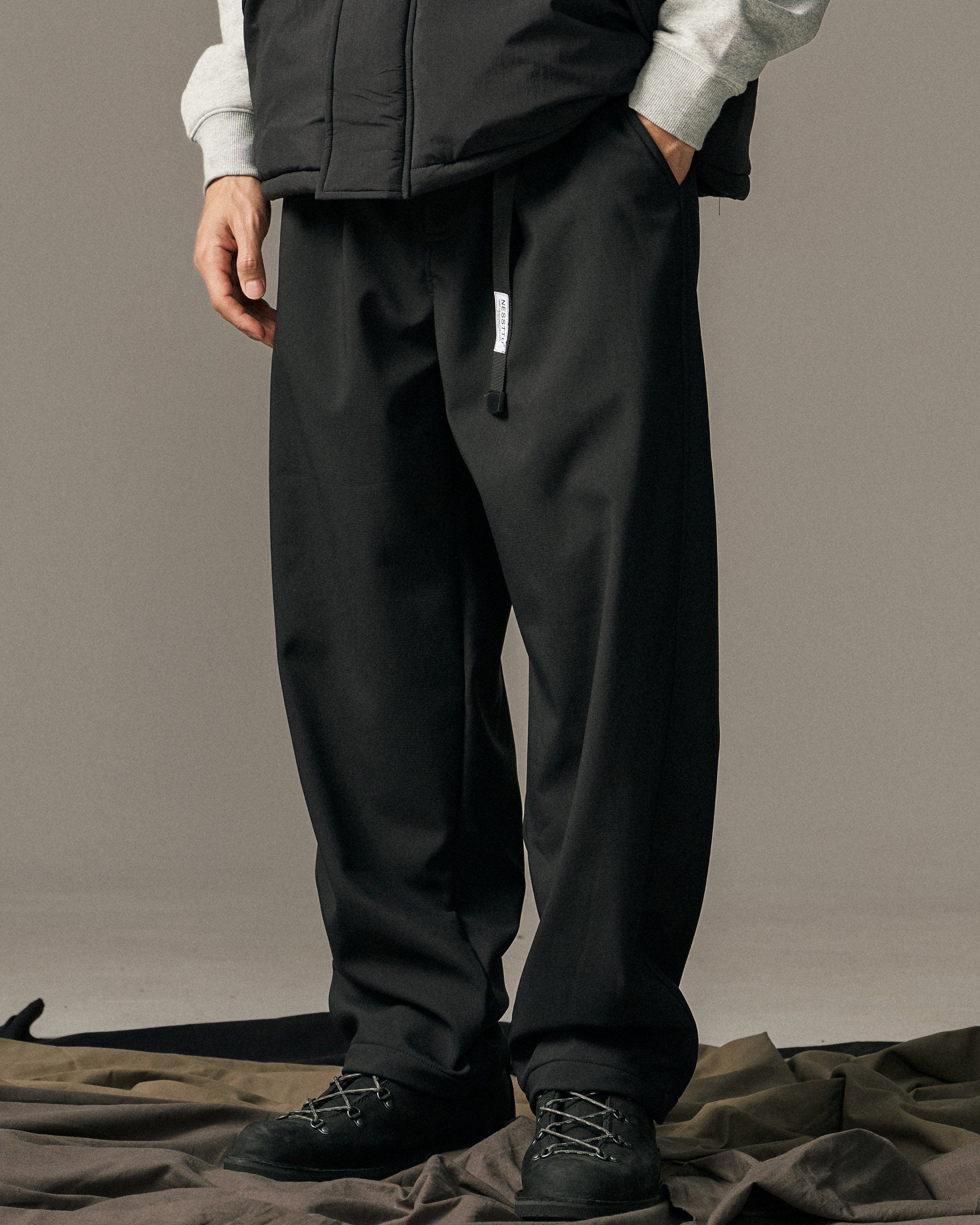 BELTED CHINO PANTS W1565