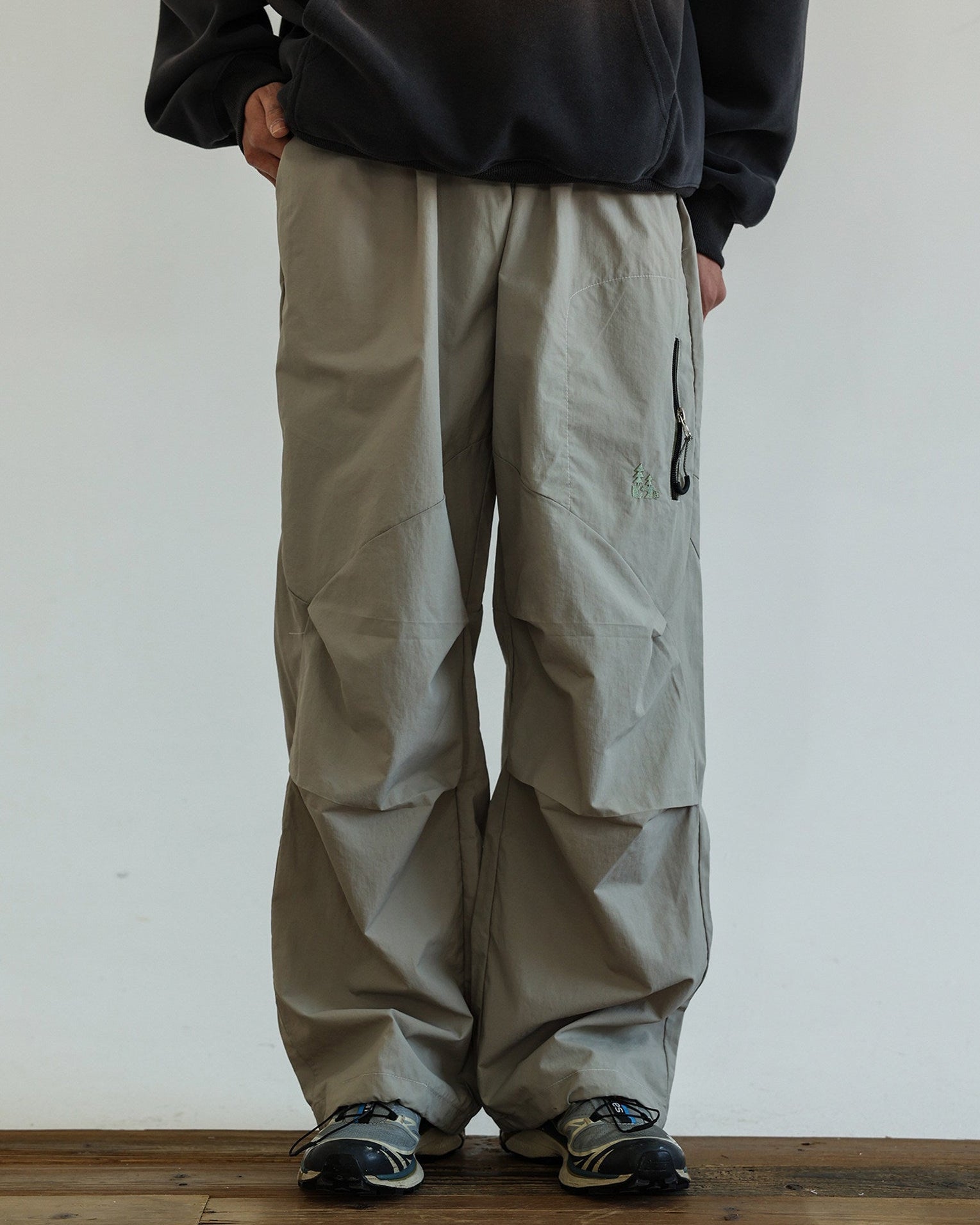NYLON ZIP CARGO PANTS W1598