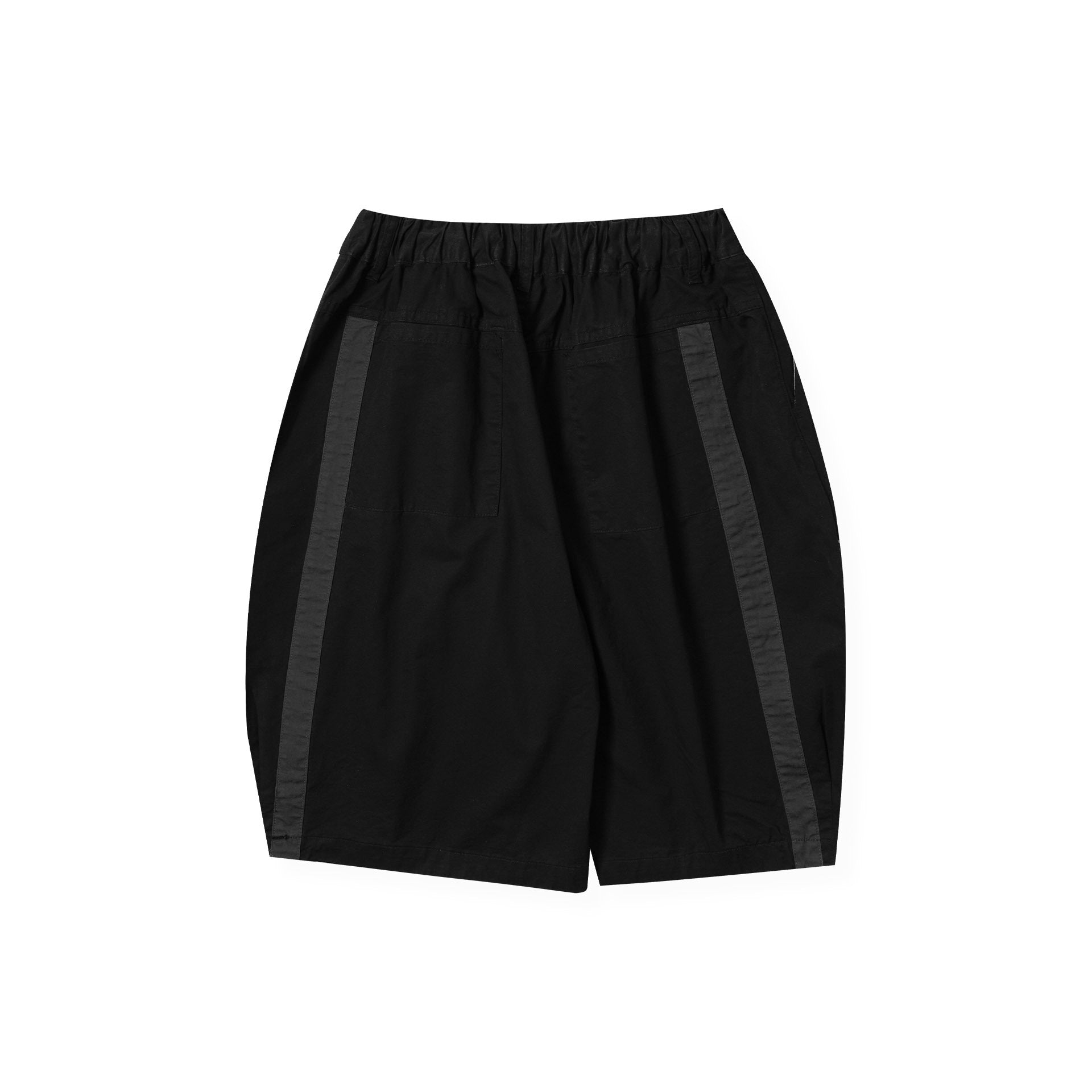 RELAX PIPING SHORTS W379