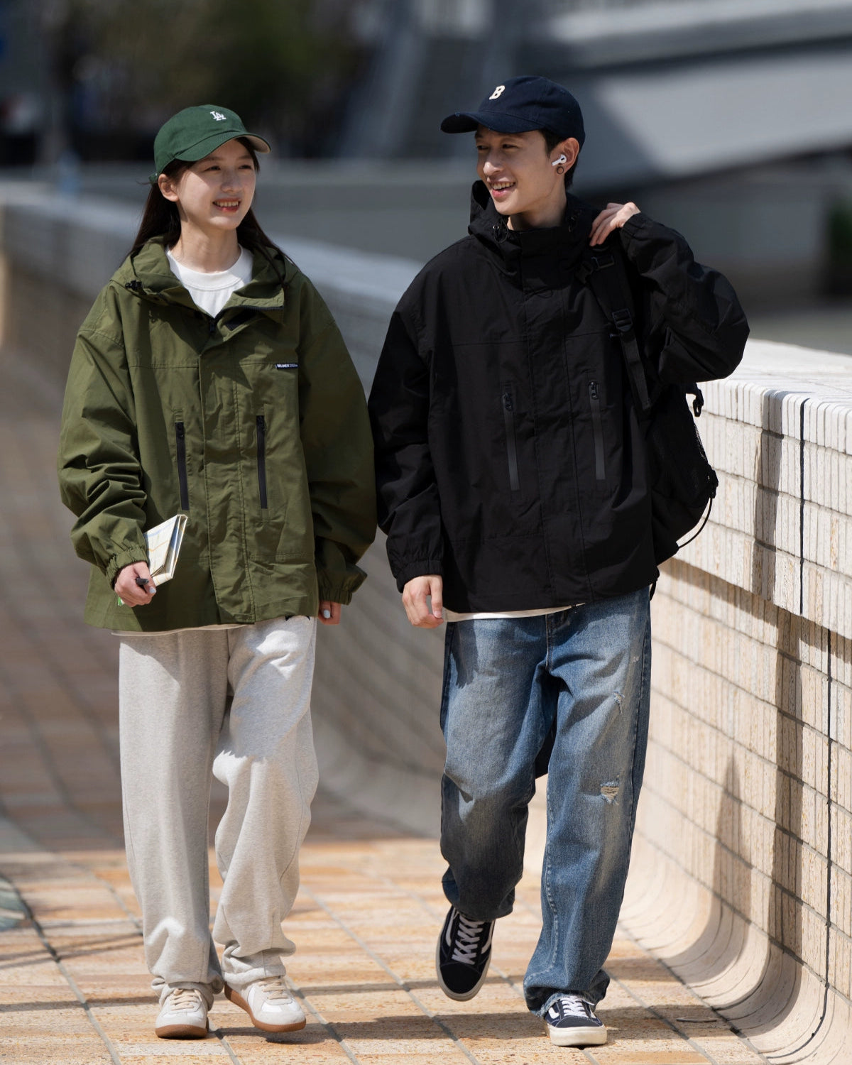 WATER-REPELLENT UTILITY HOODED JACKET W1494
