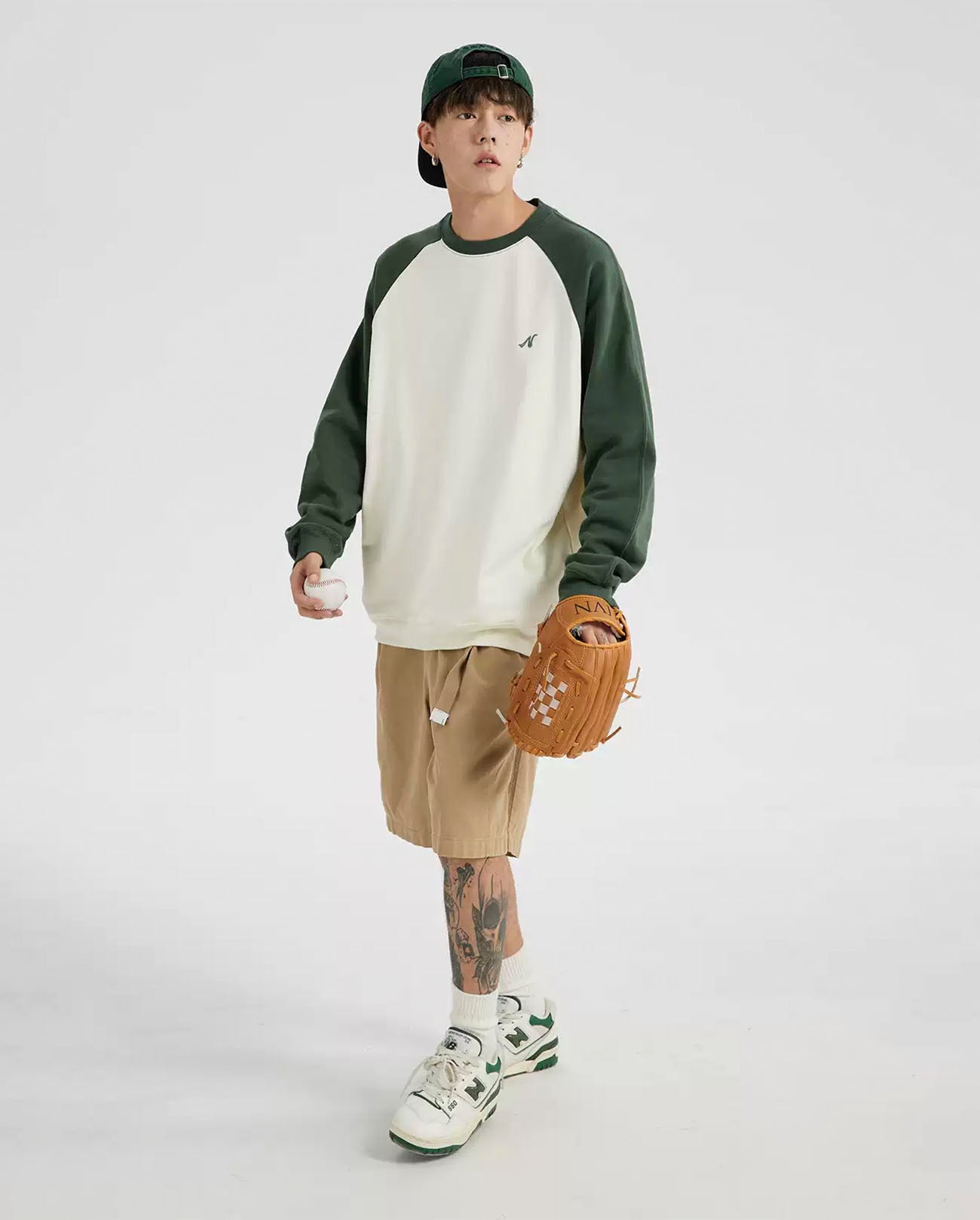 RAGLAN CREW SWEATSHIRT W1374