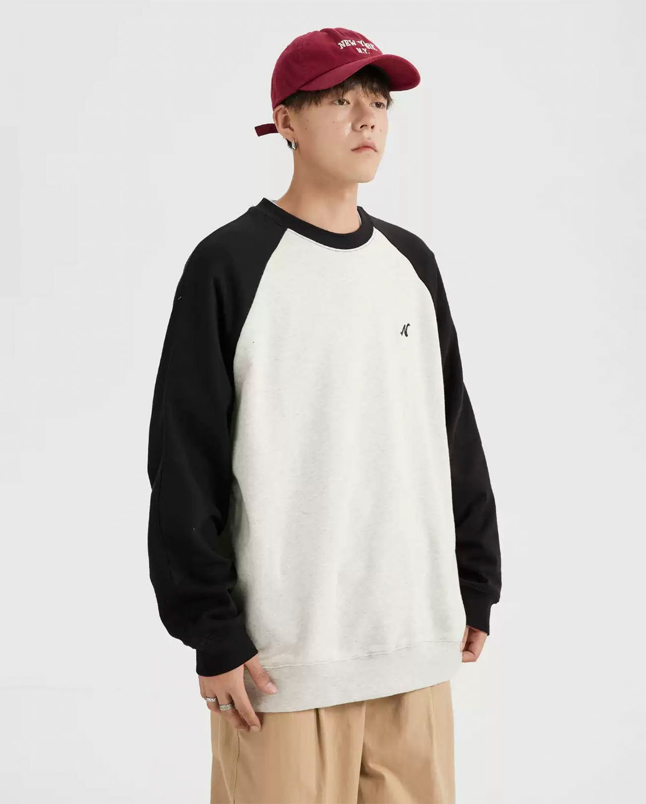 RAGLAN CREW SWEATSHIRT W1374