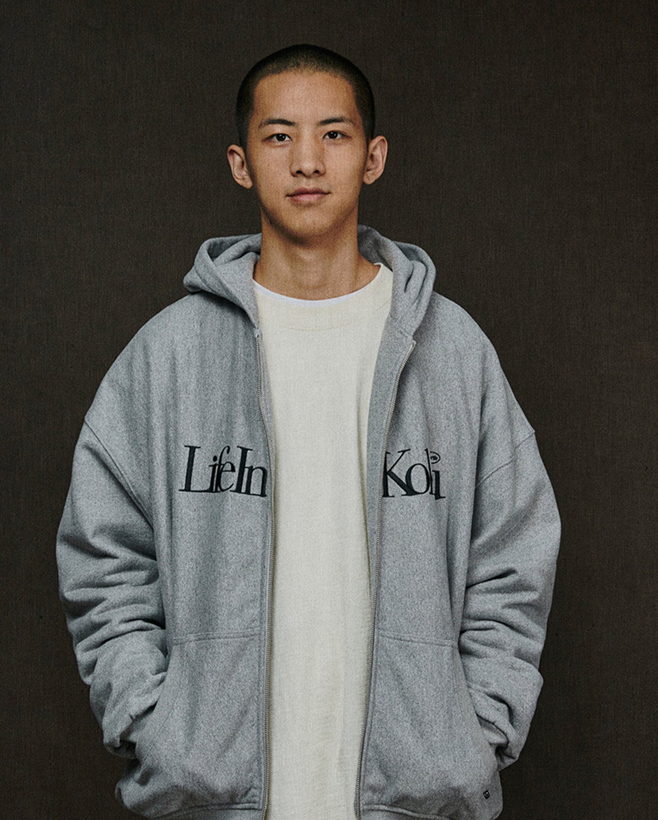 HEAVY WEIGHT LIFE LOGO ZIP HOODIE W1314