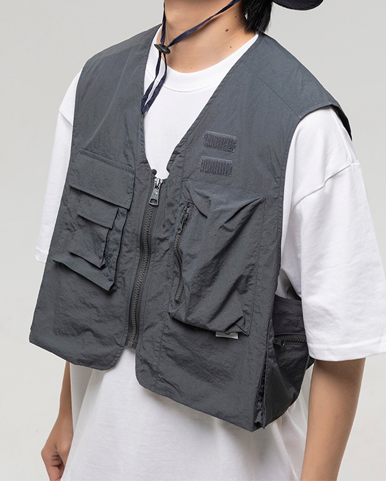 SHORT RETRO VEST W230